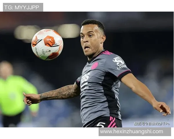 足球星辰笔记：探索世界足坛传奇与未来之星的辉煌足迹